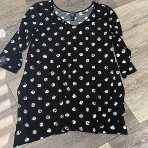 Clara Sun Woo Black and White Patterned Long Sleeve Top
